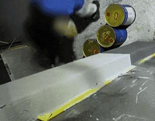 DƬ